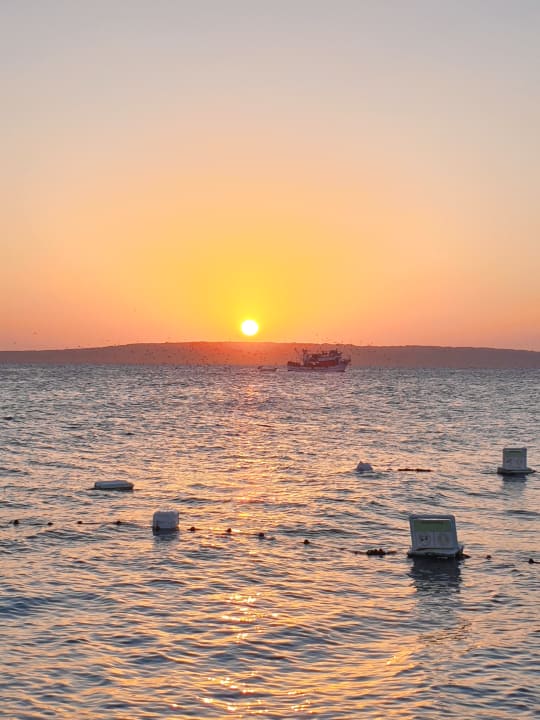 Strand Arabia Azur Resort