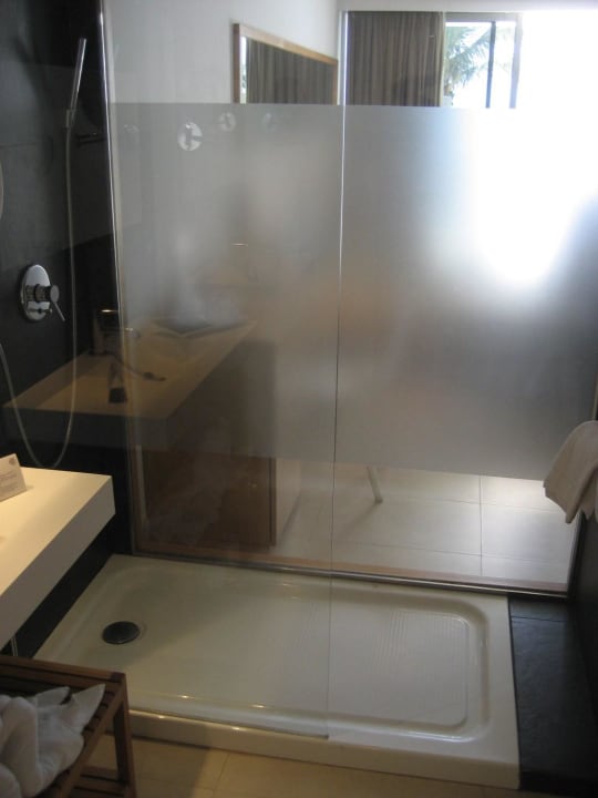 Badezimmer der Juniorsuite R2 Bahía Playa Design Hotel & Spa - Adults Only