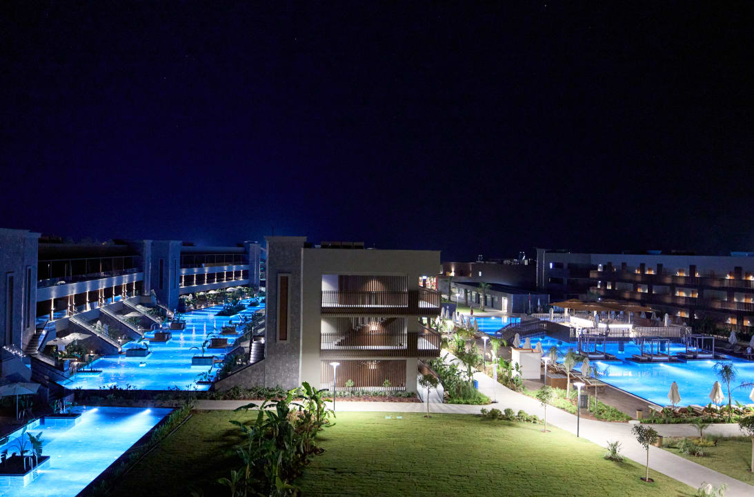 Außenansicht Jacaranda Luxury Resort