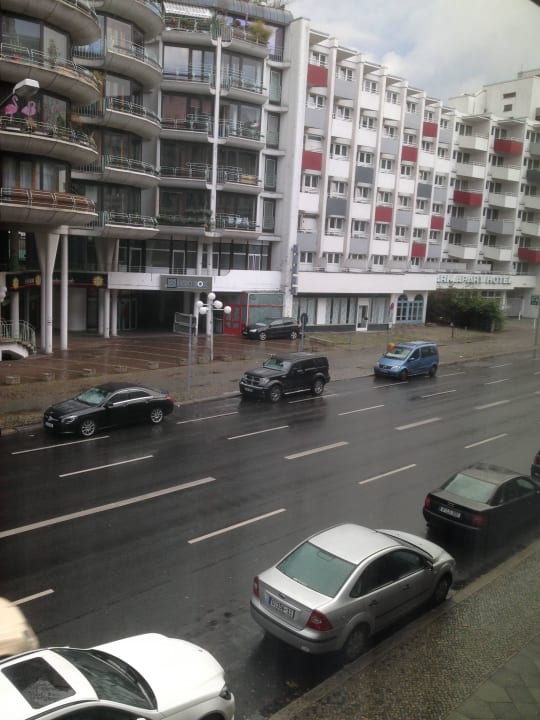 Blick aus dem Fenster Park Plaza Berlin