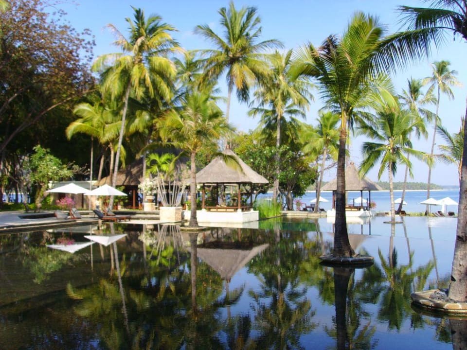 Pool Hotel The Oberoi Lombok