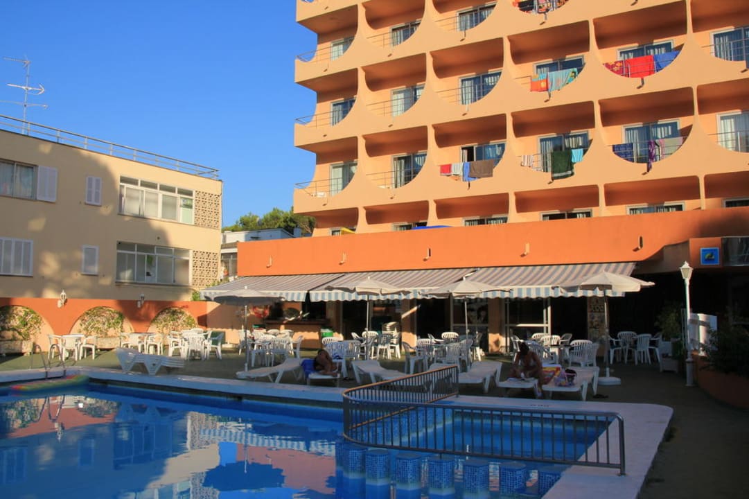 Pool mit Bar Hotel Vibra Palma Cactus