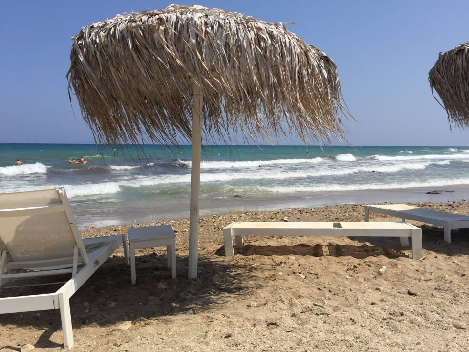 Plage privée de l'hôtel NEMA Design Hotel & Spa (Adults Only)
