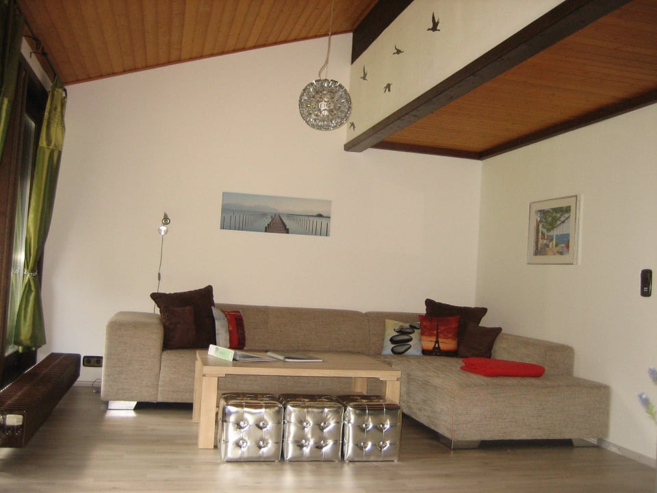 Helles  Wohnzimmer  Feriendorf Öfingen
