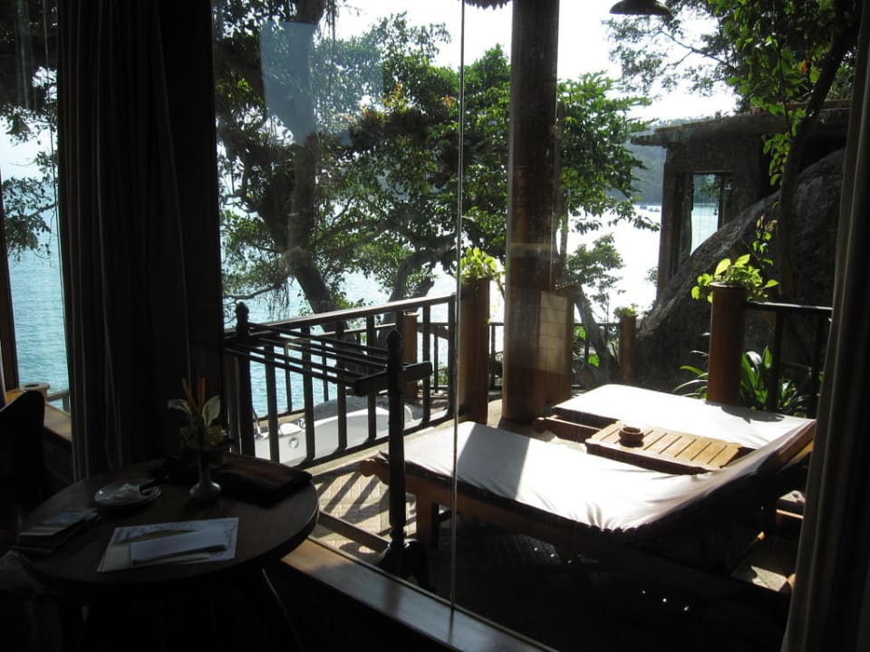 Cottage und Terrasse Panviman Resort Koh Phangan