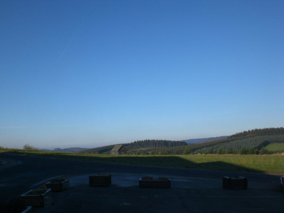Blick vom Haupteingang ins Tal Der schöne Asten - Resort Winterberg