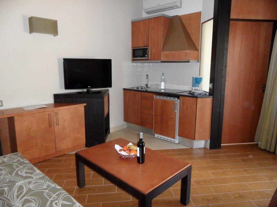 Wohnzimmer HL Miraflor Suites Hotel