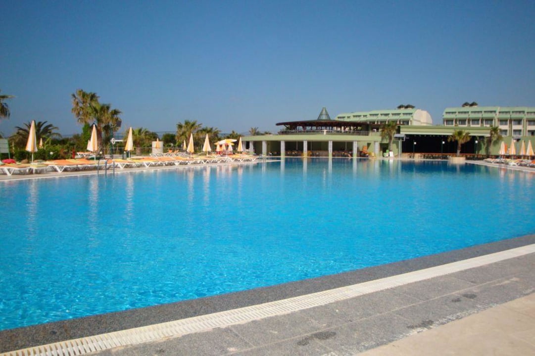 Pool VONRESORT Golden Coast