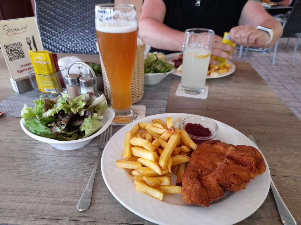 Gastro Hotel Gasthof Strasswirt