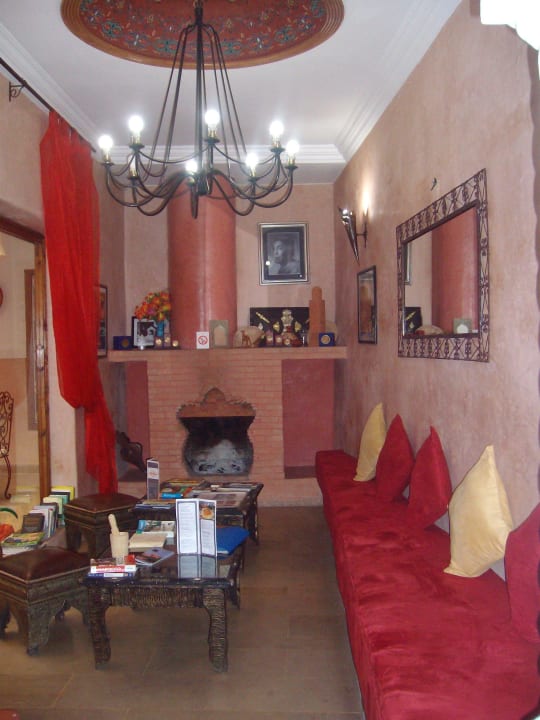 Sala lettura Hotel Monriad