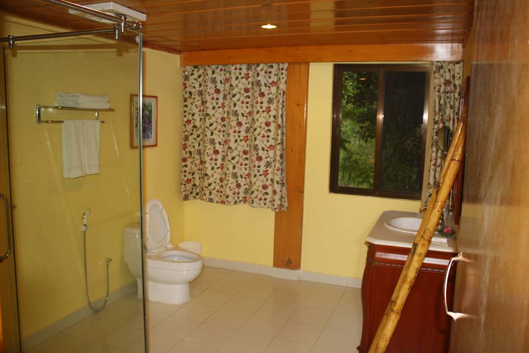 Schönes und großes Bad Nazimgar Wilderness