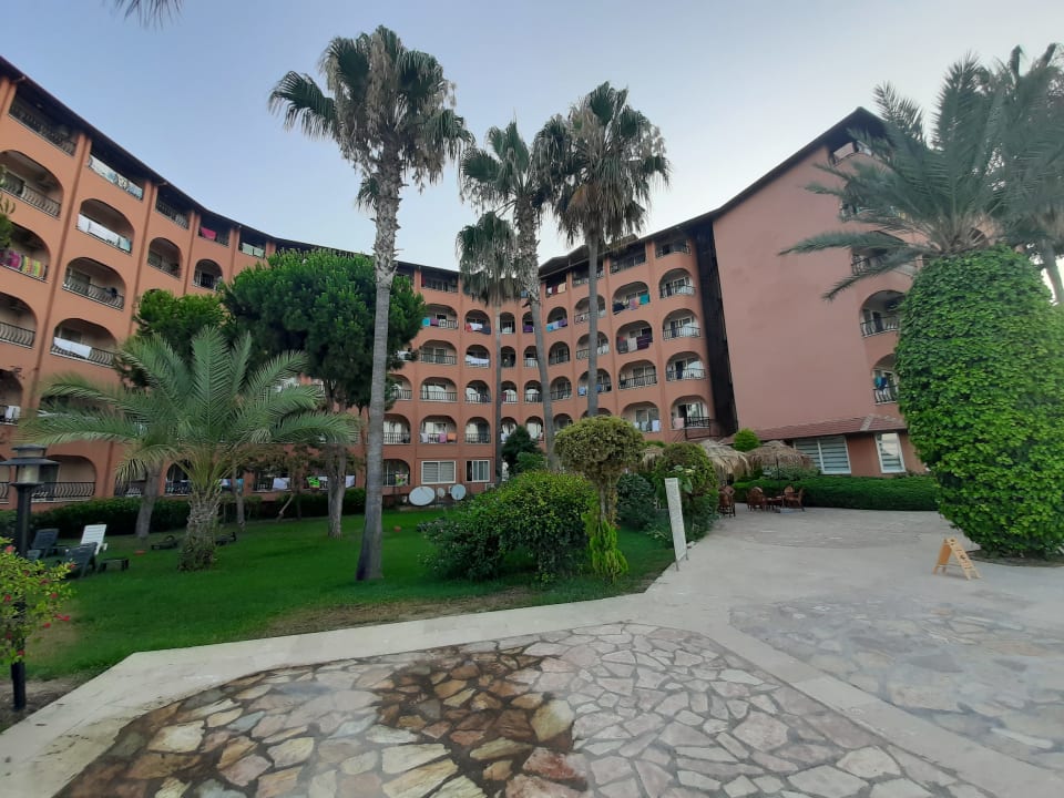 Außenansicht Club Turtas Beach Hotel