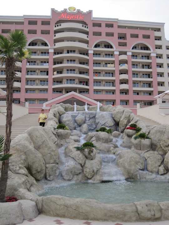 Majestic Hotel DIT Majestic Beach Resort