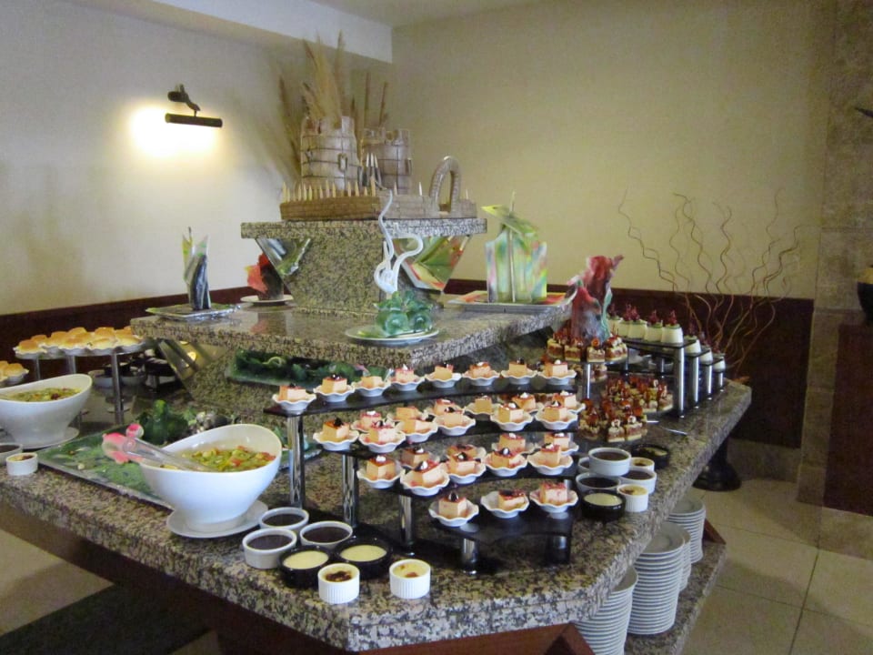 Nachspeisen am Abend Trendy Aspendos Beach Hotel