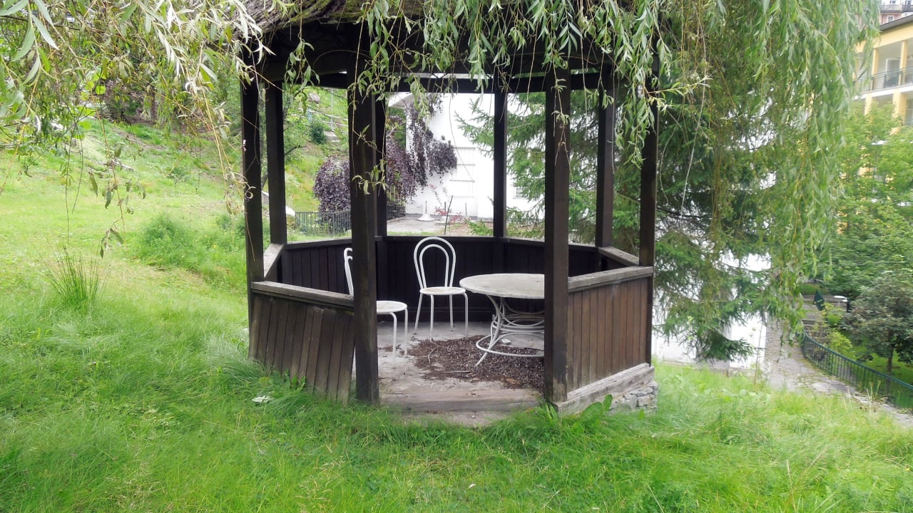 Seit Jahren wohl nicht mehr genutzt Thermal Resort Hotel Elisabethpark