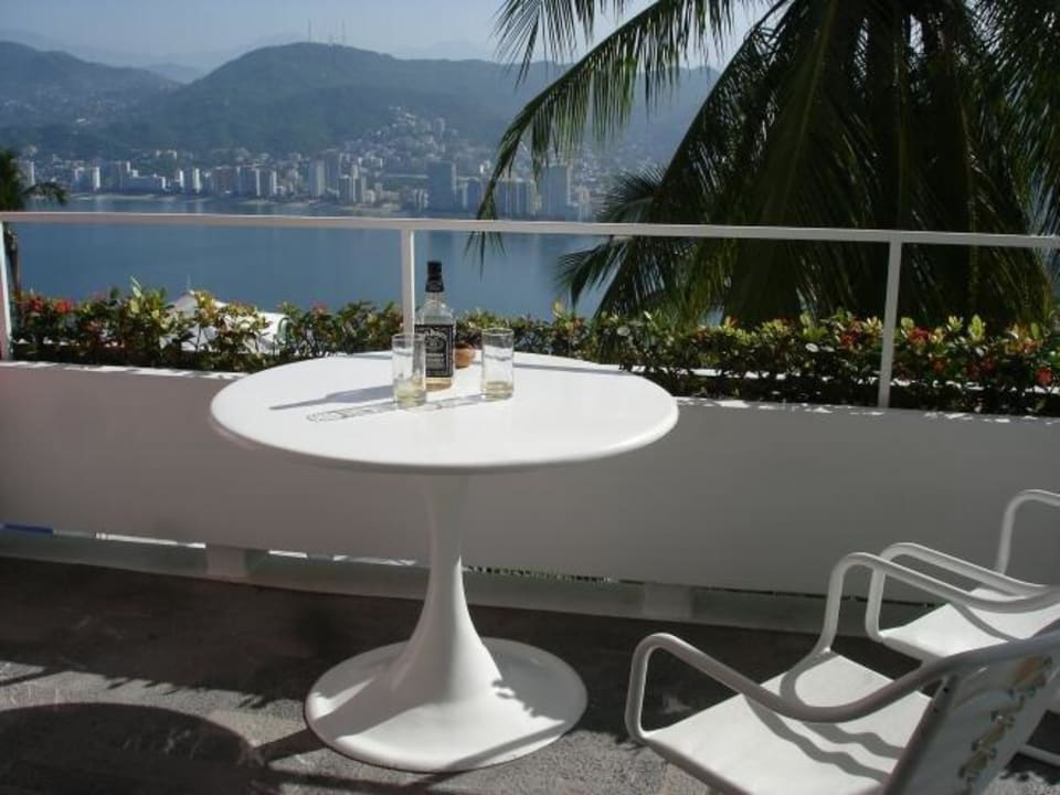 Blick auf die Bucht von Acapulco vom Balkon Hotel Las Brisas