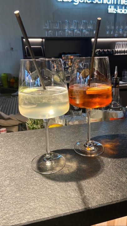 Gastro ADEBAR Stadthotel