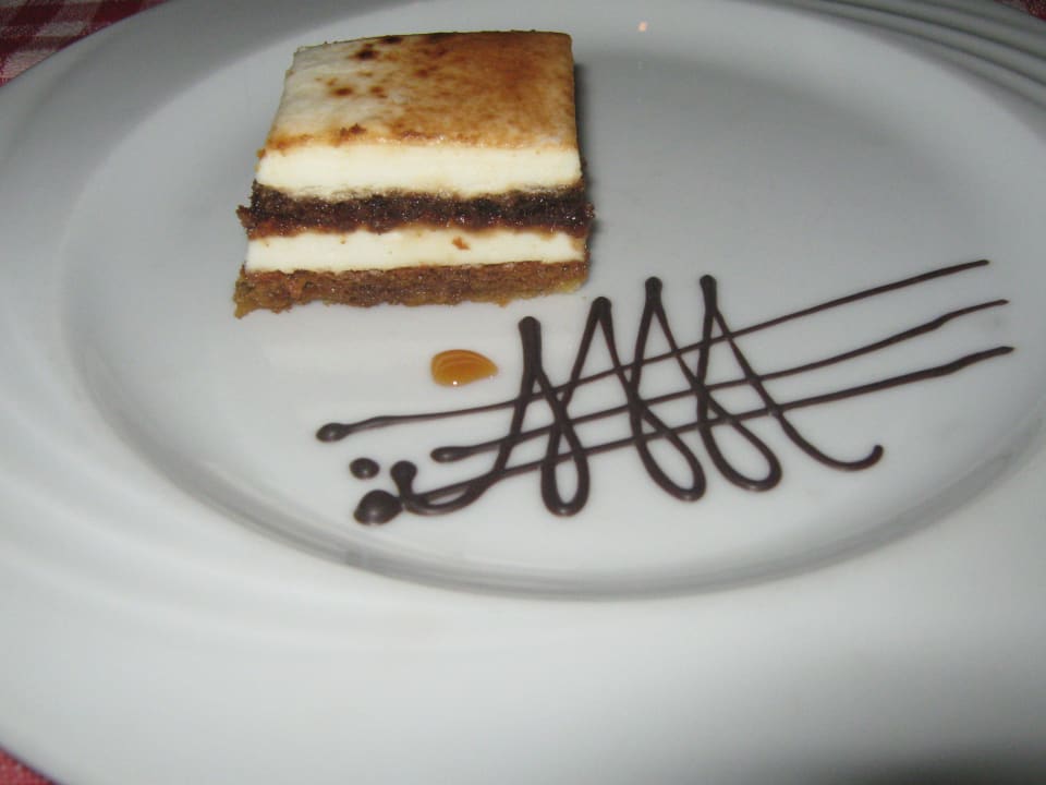 Tiramisu beim Italiener SUNRISE Royal Makadi Resort