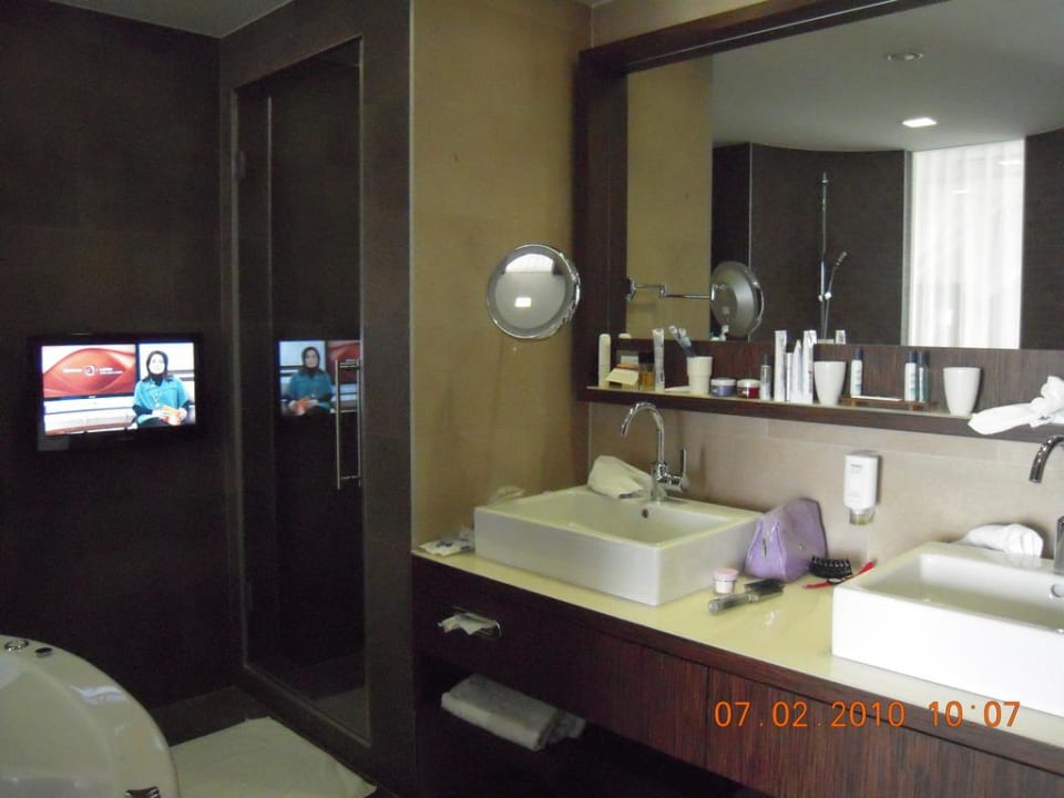 Badezimmer Juniorsuite St. Martins Therme & Lodge Hotel