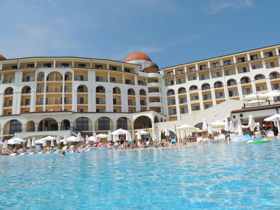 Pool Alua Helios Bay