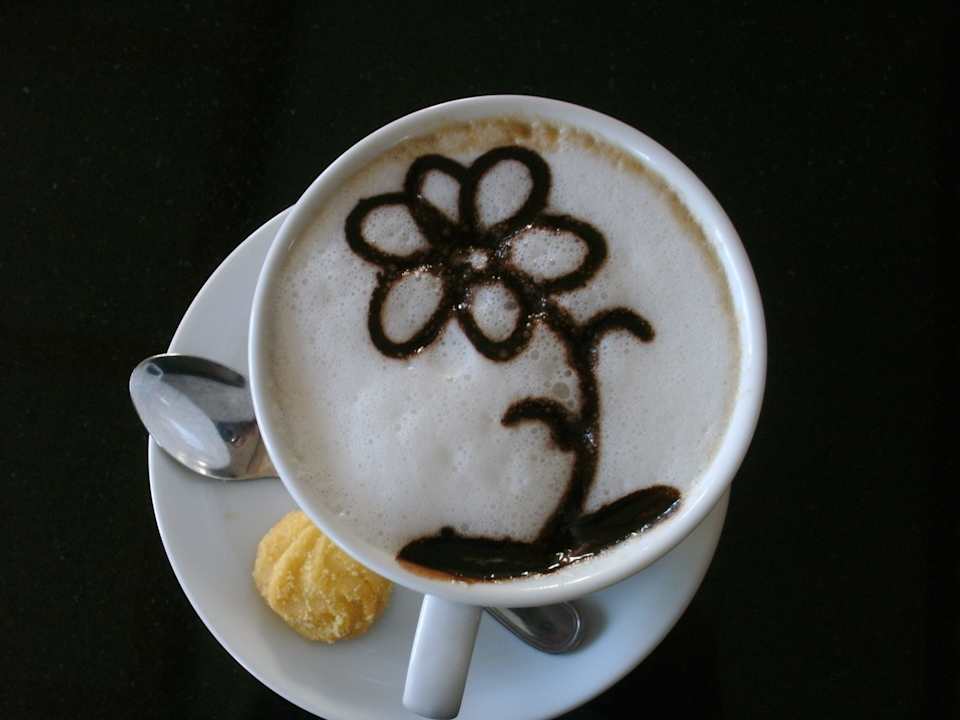 Capucino im Columbus Cafe Pickalbatros Dana Beach Resort - Hurghada