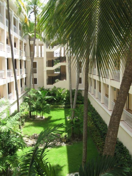 Blick in den Innenhof Hotel Riu Palace Punta Cana
