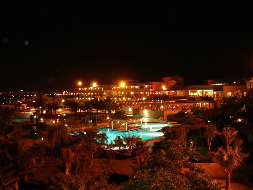 Fort Arabesque bei Nacht Fort Arabesque Resort, Spa & Villas