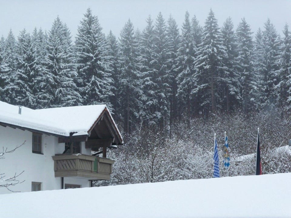 Neuschnee Wohlfühlhotel zur Post