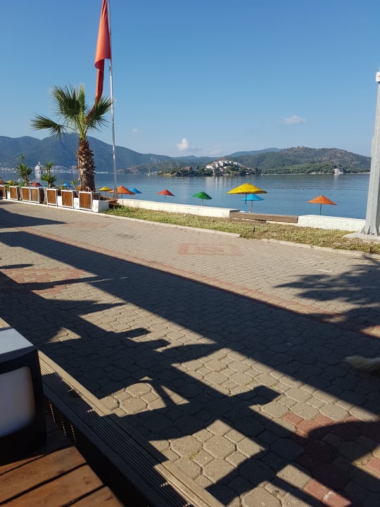 Strand Makri Hotel