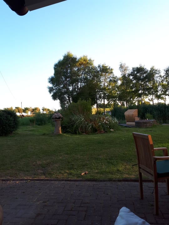 Gartenanlage Hotelpension Altes Zollhaus-Leybucht