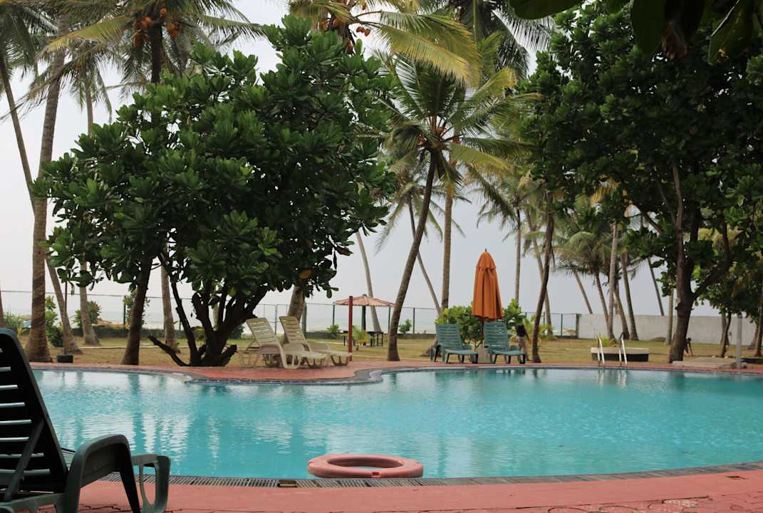 Pool Hotel Shalimar Beach