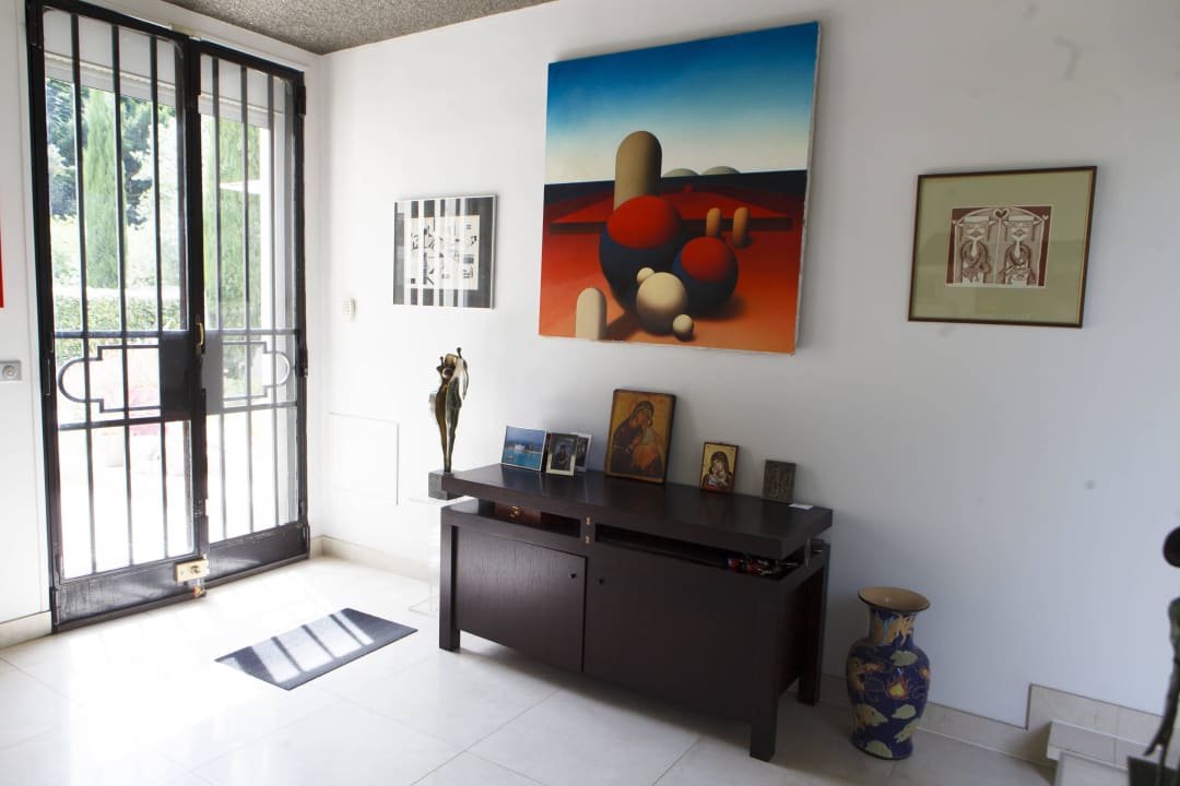 Entrance Villa Castoria