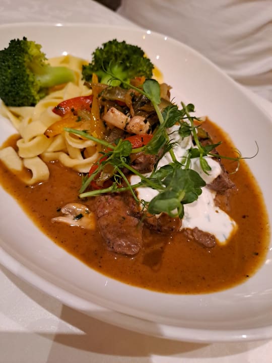 Gastro Platzlhof - Mein Hotel im Zillertal