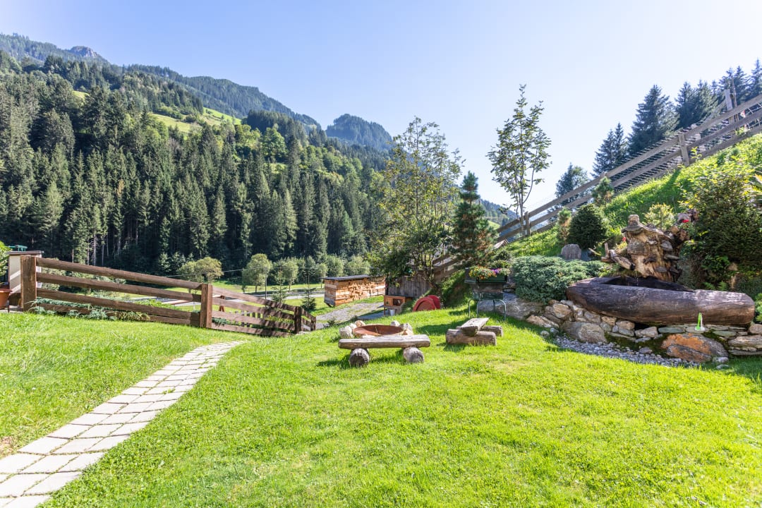 Gartenanlage Hotel Appartmenthaus Schützenhof - Schied