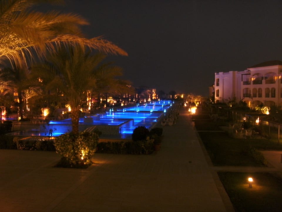 Mehrere beheizte und unbeheizte Pools JAZ Aquamarine Resort