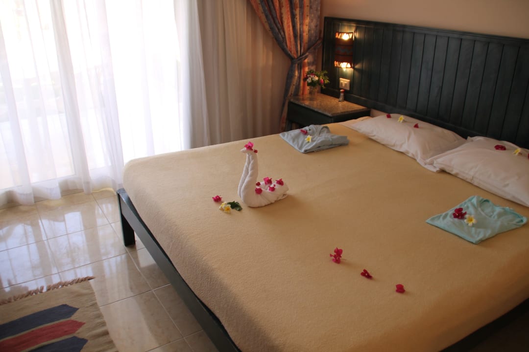 Handtuch mal anders Palm Beach Resort