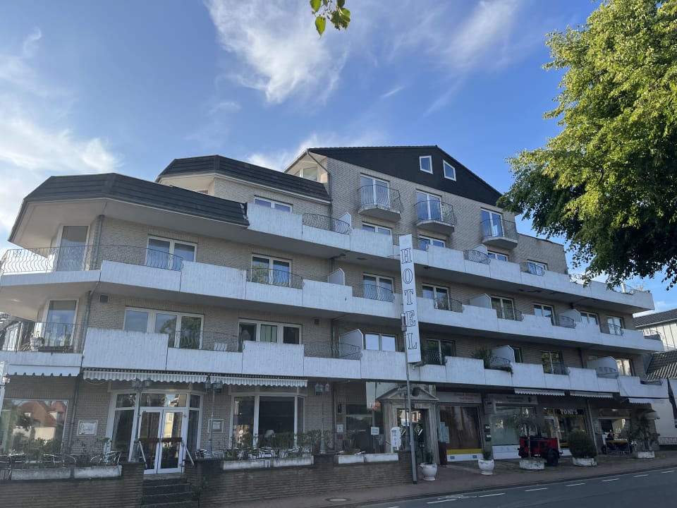 Außenansicht Parkhotel Deutsches Haus