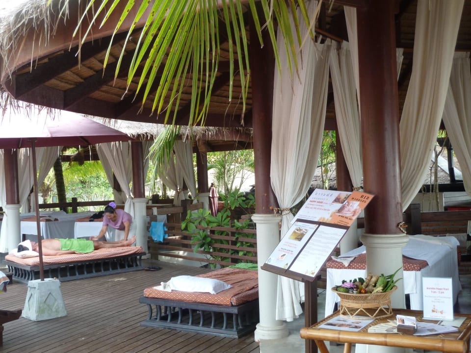 Wellness draußen Khaolak Laguna Resort