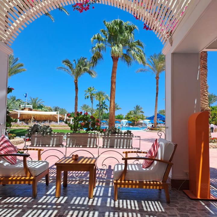 Außenansicht Desert Rose