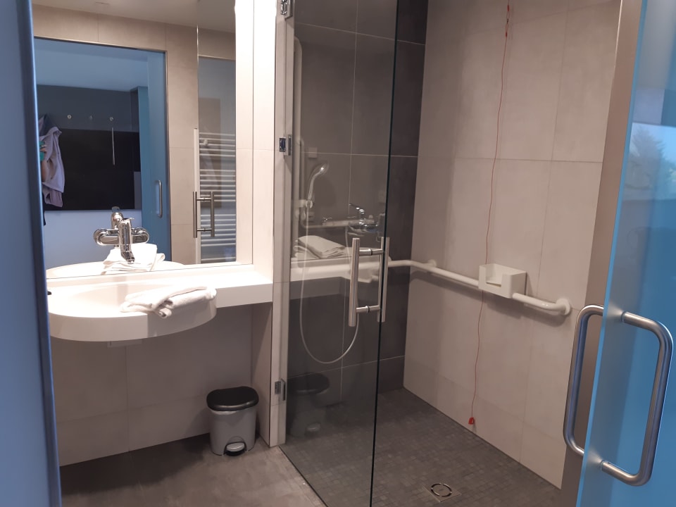 Zimmer Rehabilitationszentrum St. Georgen