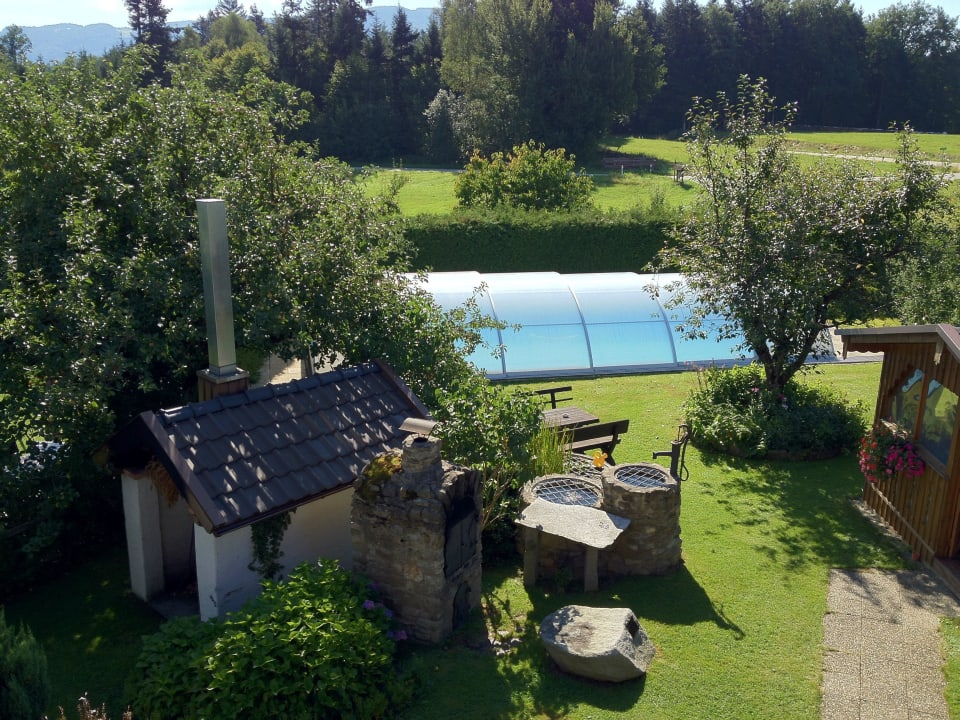 Pool, Grill, Backofen und Gartenhaus Landhaus Jakob