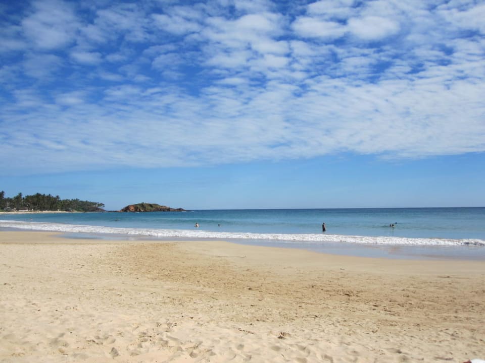 Teil der Bucht von Mirissa Hotel Paradise Beach Club