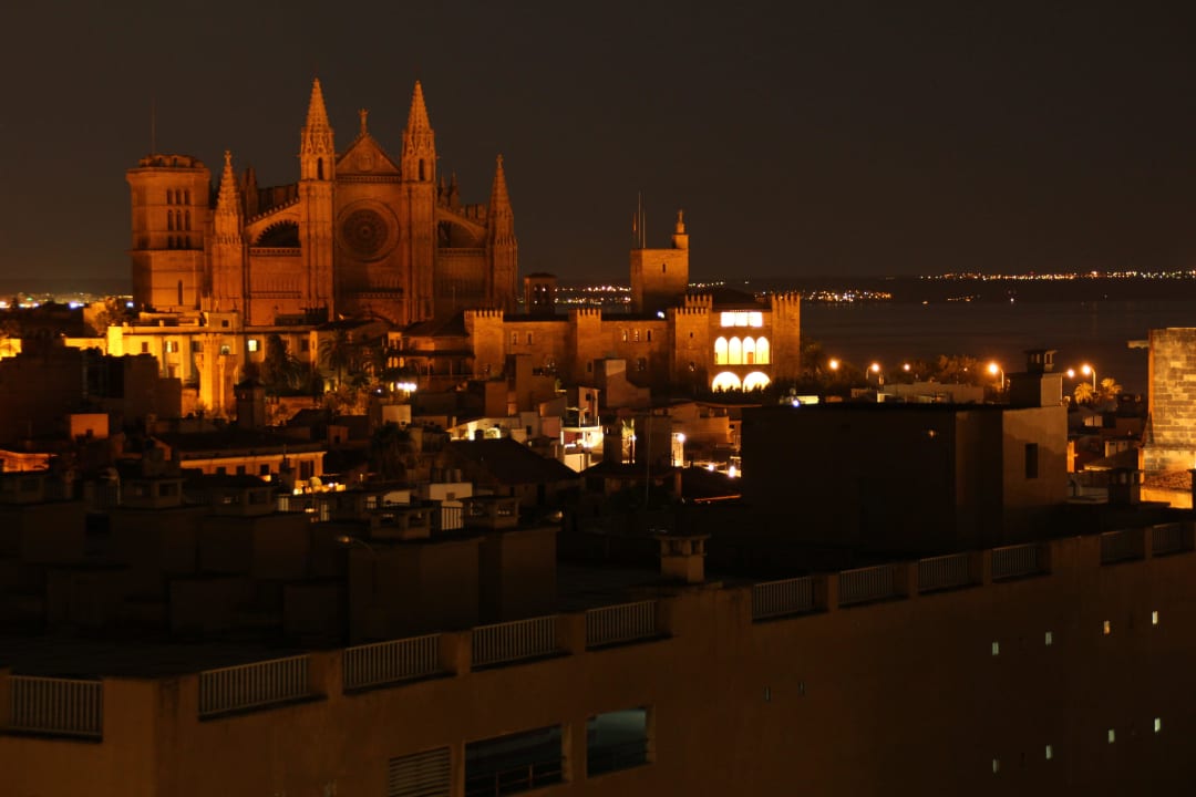 Ausblick bei Nacht Hotel Saratoga