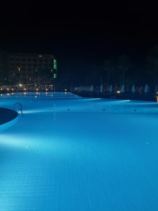 Pool VONRESORT Golden Coast