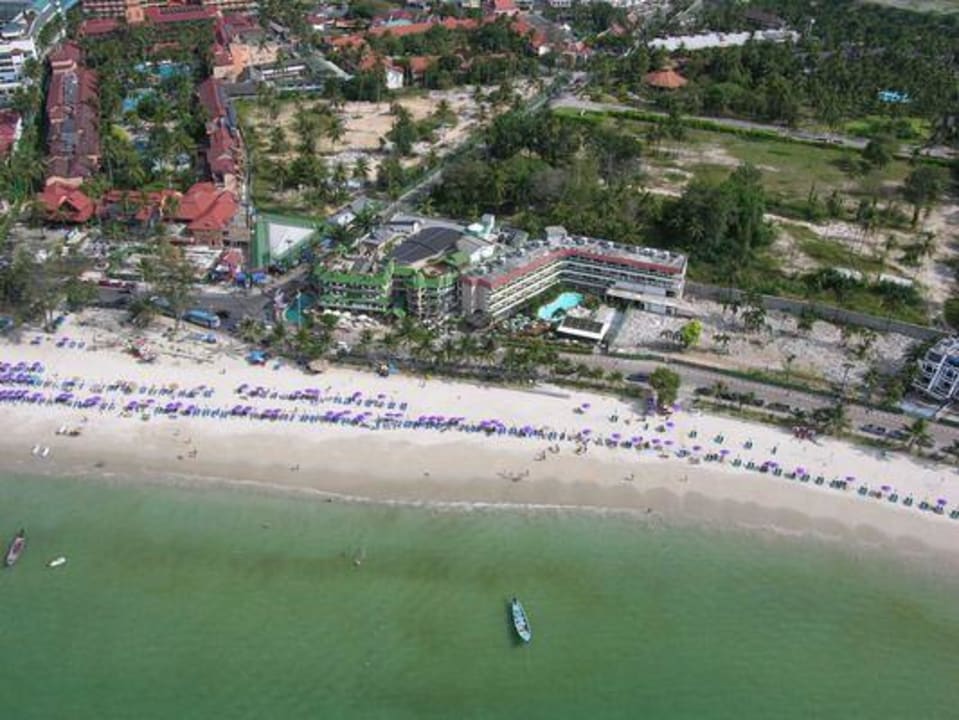 Merlin Patong aus der Luft & Patong Beach Road Courtyard by Marriott Phuket, Patong Beach Resort