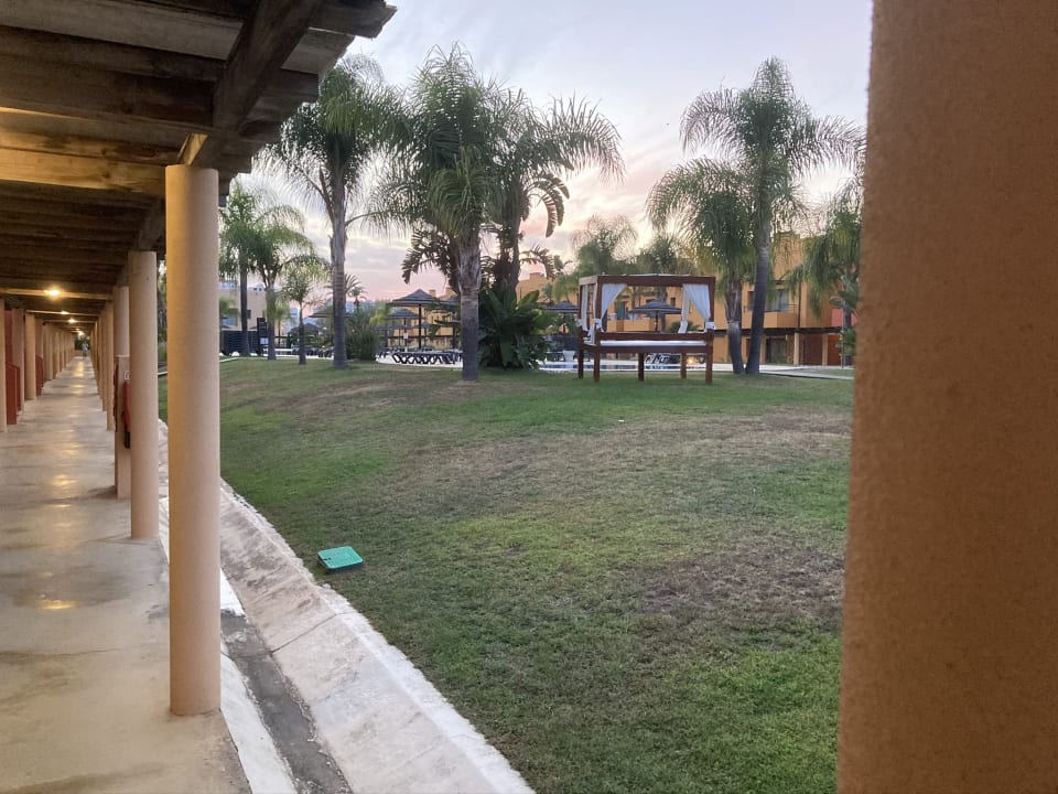 Gartenanlage NH Marina Portimão Resort