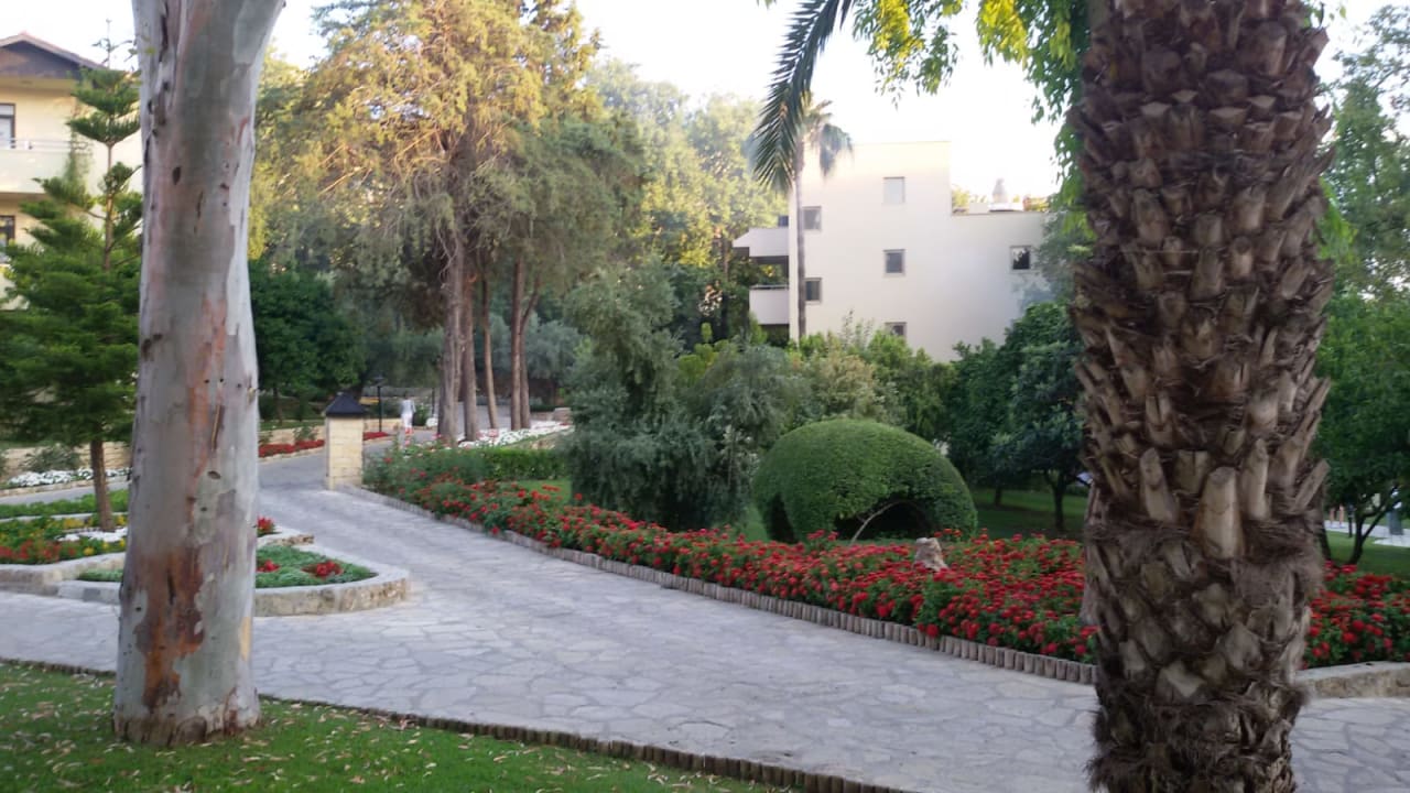 Gartenanlage Club Melas Privé