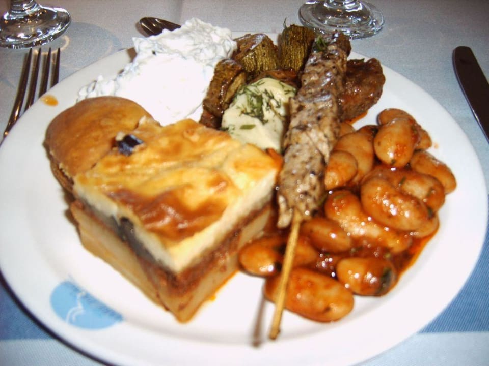 Abendesssen im KMP Hotel Kalithea Mare Palace