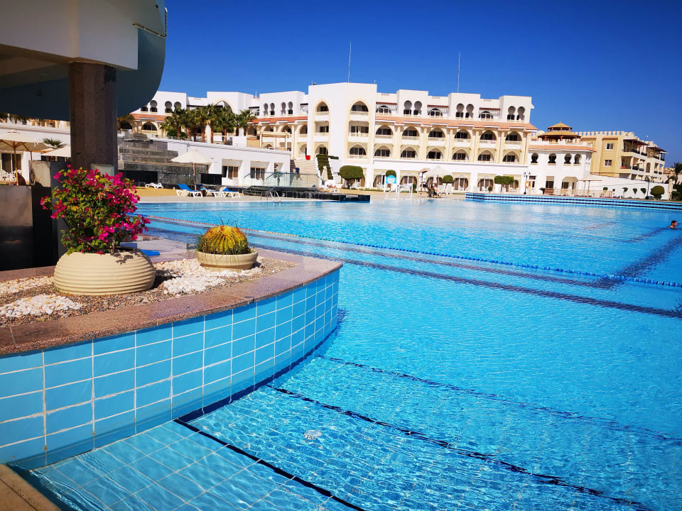 Pool Old Palace Resort Sahl Hasheesh