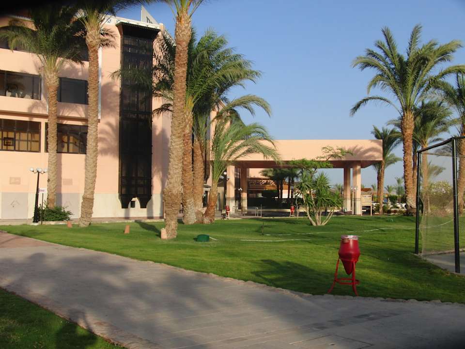 Hotel BEACH Albatros Resort & Spa                 Beach Albatros Resort